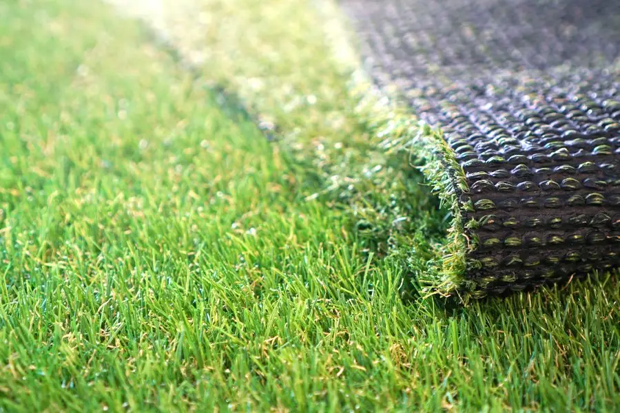 How to Install Artificial Turf for a Low-Maintenance, Beautiful Yard
